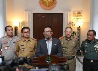 Tanggap Darurat Covid 19, Kang Emil Perintahkan Seluruh PEMDA di Jabar Bangun Crisis Center Covid 19 (Jabarprov.go.id)