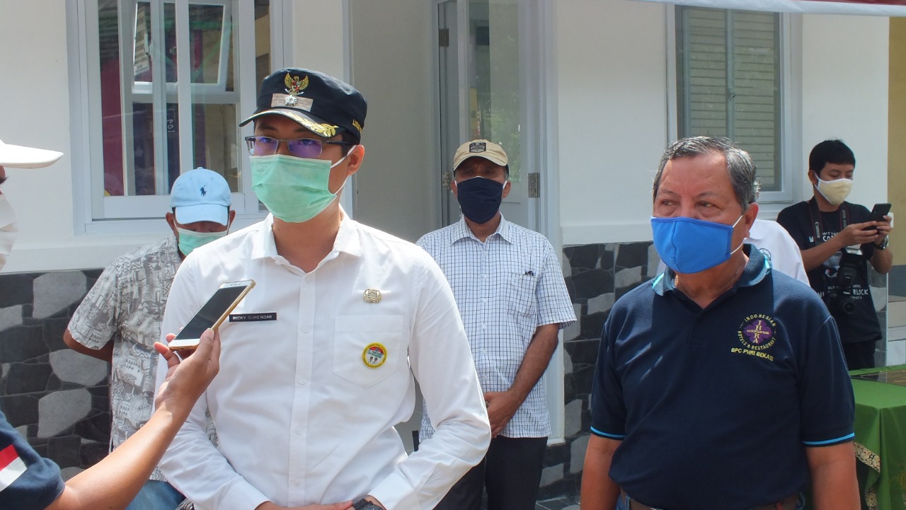 Lurah Kayuringin Jaya Resmikan Posko Keamanan Terpadu RW 21 Kayuringin Bekasi