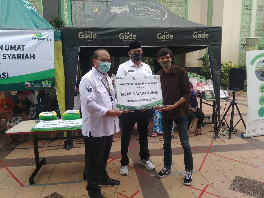 PT. Pegadaian (Persero) Serahkan Bantuan Mobil Layanan Umat untuk Masyarakat Kota Bekasi