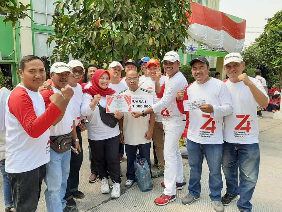 Ibu-ibu Penggerak Ketahanan Pangan Keluarga RW 026 Kelurahan Pejuang Kecamatan Medan Satria Kota