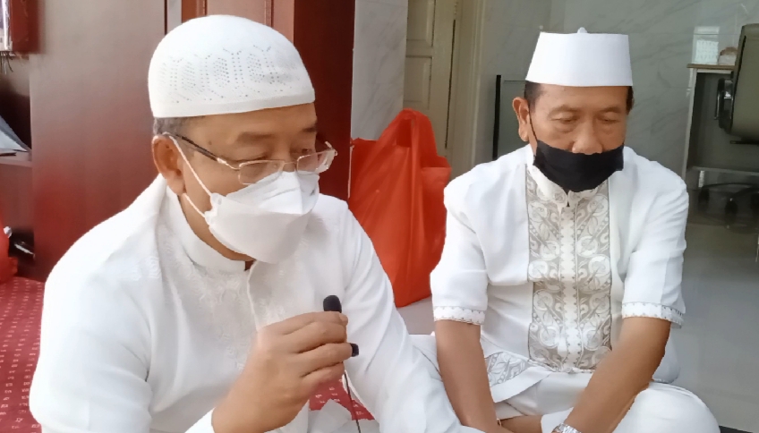 Momen Peringatan Isra Mi'raj, Seksi Sosial RW 021 Kayuringin Jaya Bersama 3 DKM Masjid Menggelar Santunan 153 Anak Yatim