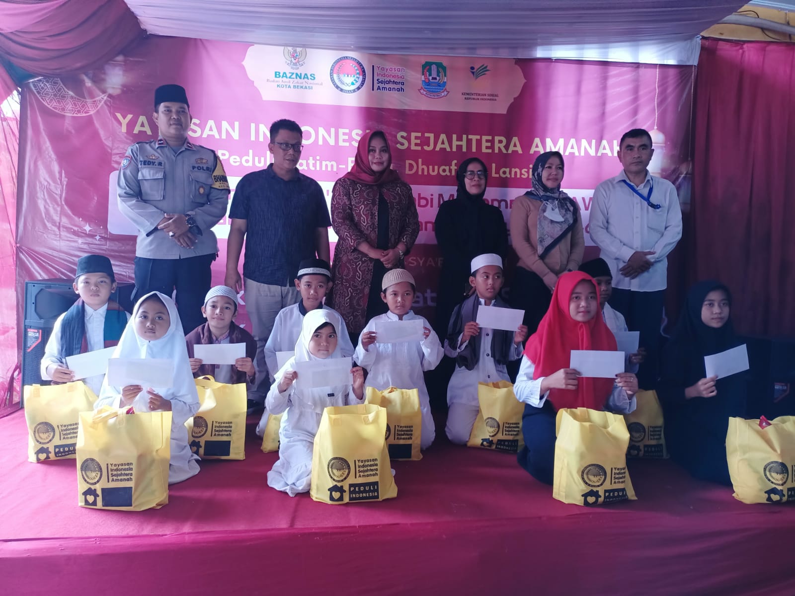 Jelang Milad ke-6, Yayasan Indonesia Sejahtera Amanah Gelar Baksos Kesehatan Gratis dan Santunan Yatim